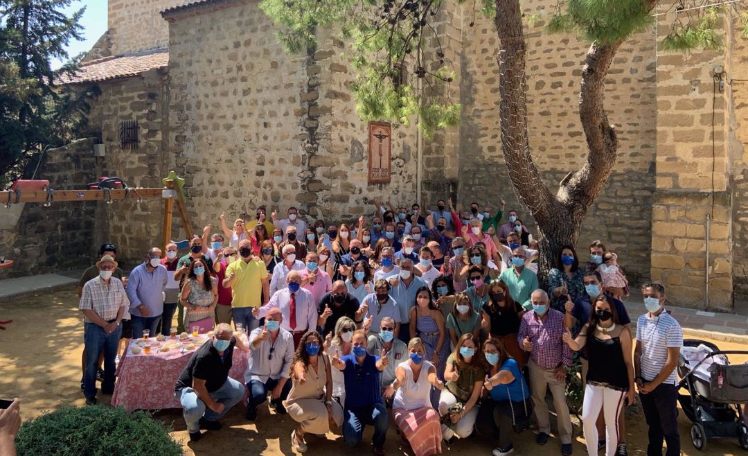 El PP ha celebrado en El Marmol (Jaén) una pipirranada para empezar el curso político El PP ha celebrado en El Marmol (Jaén) una pipirranada para empezar el curso político
