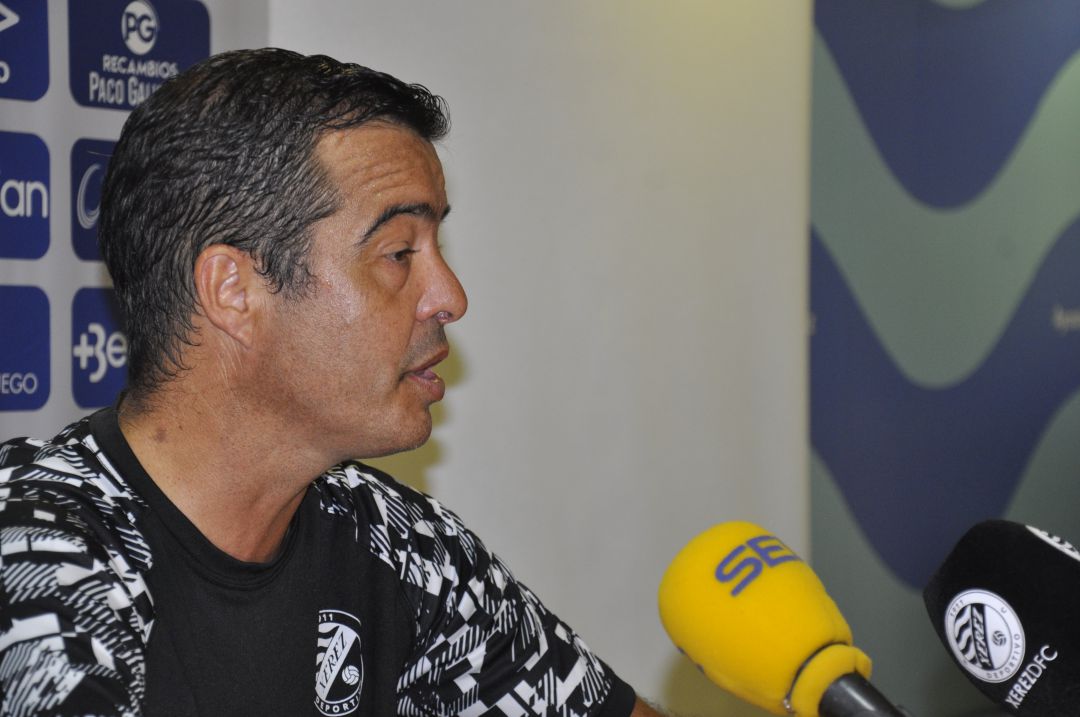 José Pérez Herrera, entrenador del Xerez DFC José Pérez Herrera, entrenador del Xerez DFC