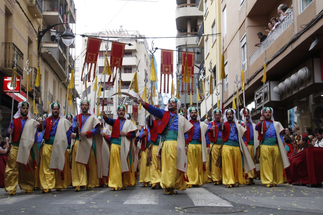 Moros y Cristianos de Elda Moros y Cristianos de Elda