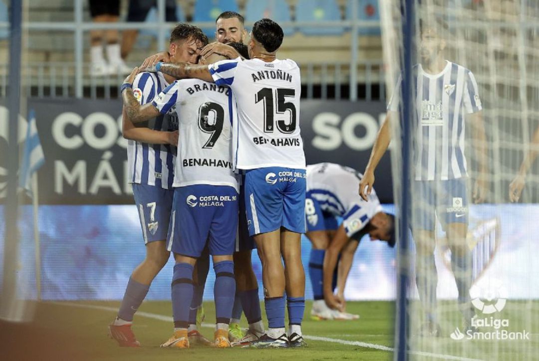 Jugadors del Málaga celebrant el segon gol. Jugadors del Málaga celebrant el segon gol.