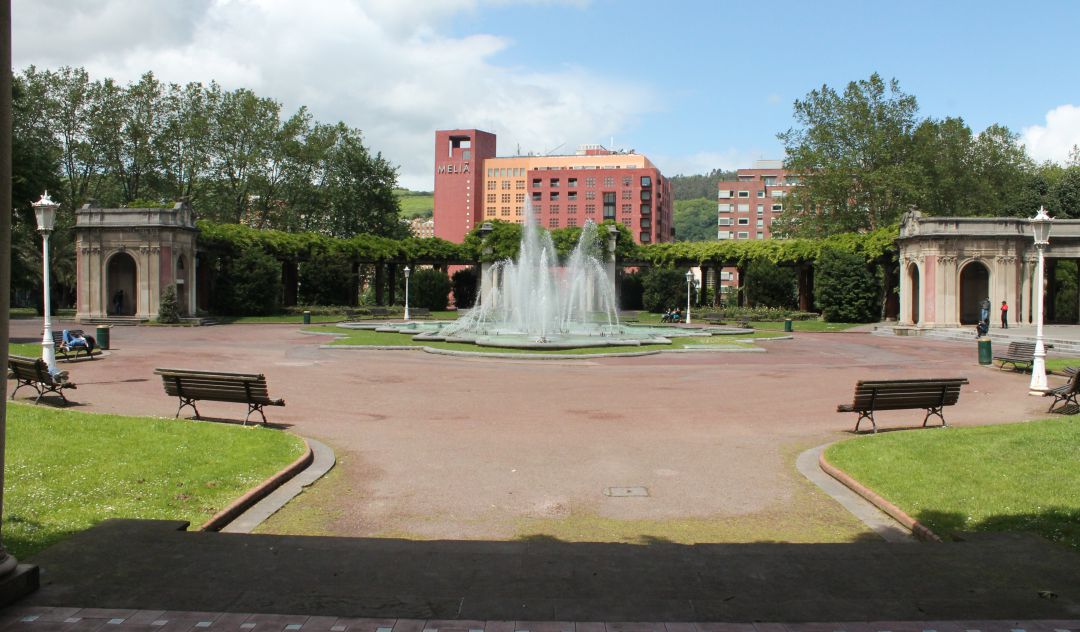 reservará en el Parque de Doña Casilda un espacio de memoria a todas las víctimas de la Covid-19
reservará en el Parque de Doña Casilda un espacio de memoria a todas las víctimas de la Covid-19