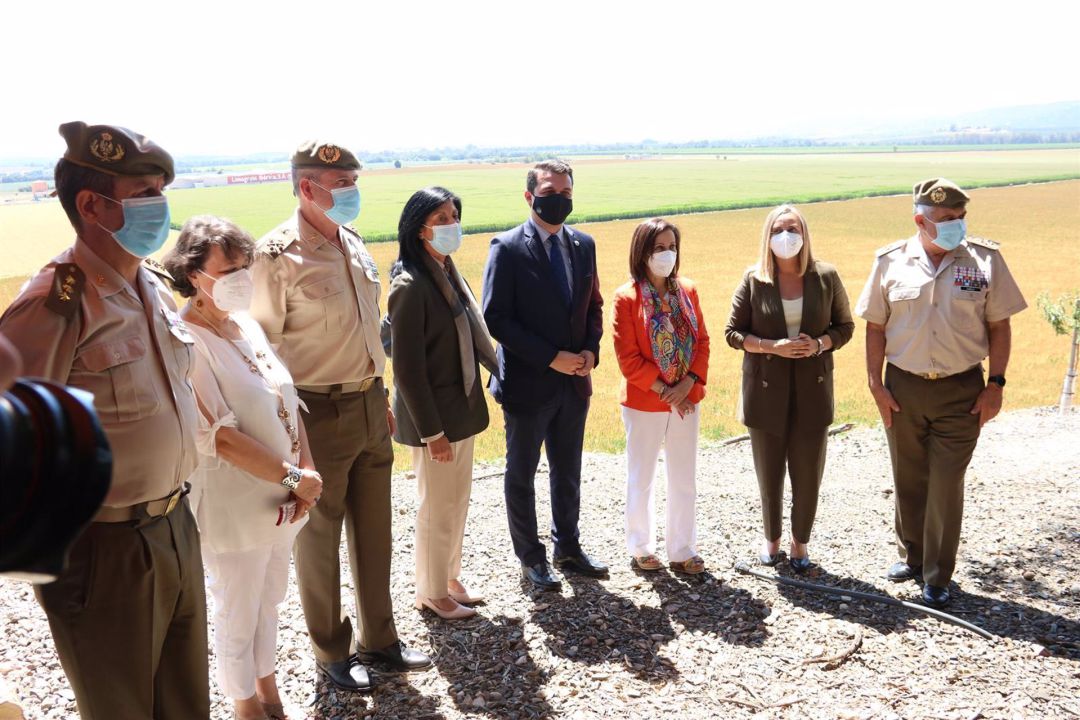 Visita de las autoridades a los terrenos que se dedicarán a la futura Base Logística del Ejército de Tierra. Visita de las autoridades a los terrenos que se dedicarán a la futura Base Logística del Ejército de Tierra.