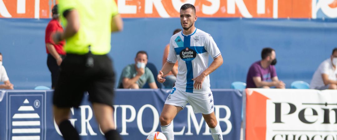Adrián Lapeña en el partido frente al Calahorra Adrián Lapeña en el partido frente al Calahorra