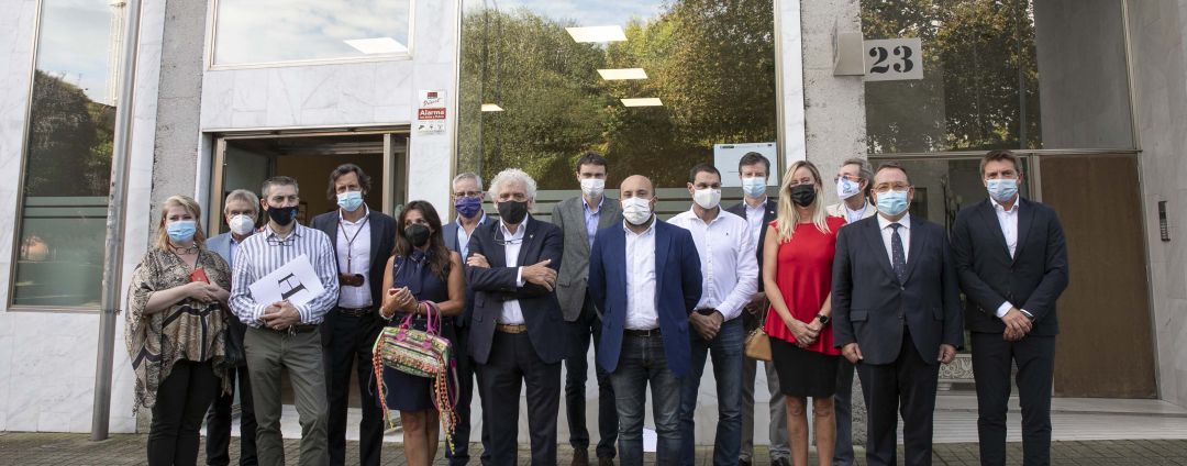 Reunión de los representantes de asociaciones hosteleras del norte peninsular Reunión de los representantes de asociaciones hosteleras del norte peninsular
