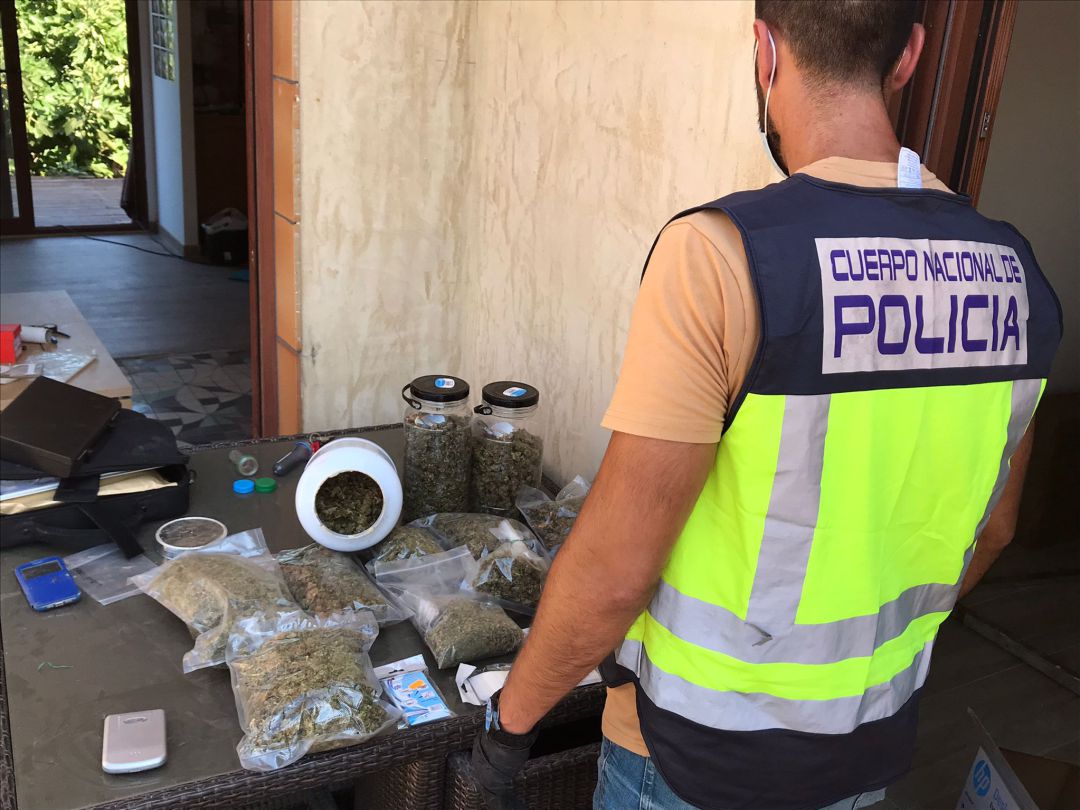 Droga incautada en Gandia Droga incautada en Gandia