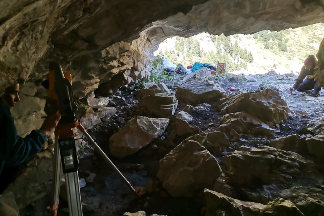 La cova prehistòrica de Queralbs, la 338 La cova prehistòrica de Queralbs, la 338