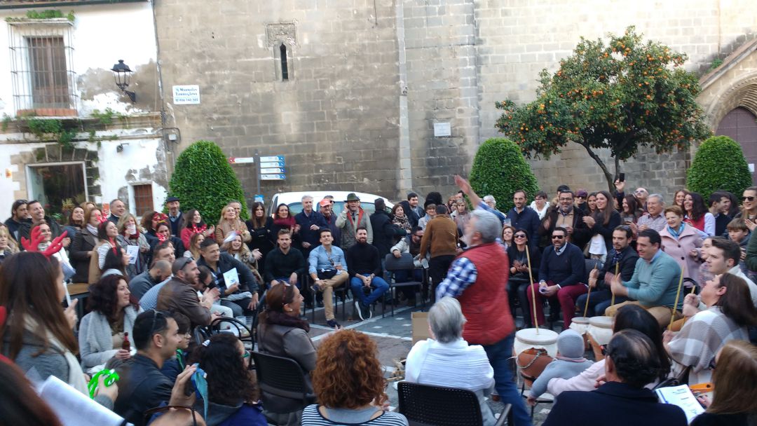 Una zambomba en el centro de Jerez Una zambomba en el centro de Jerez