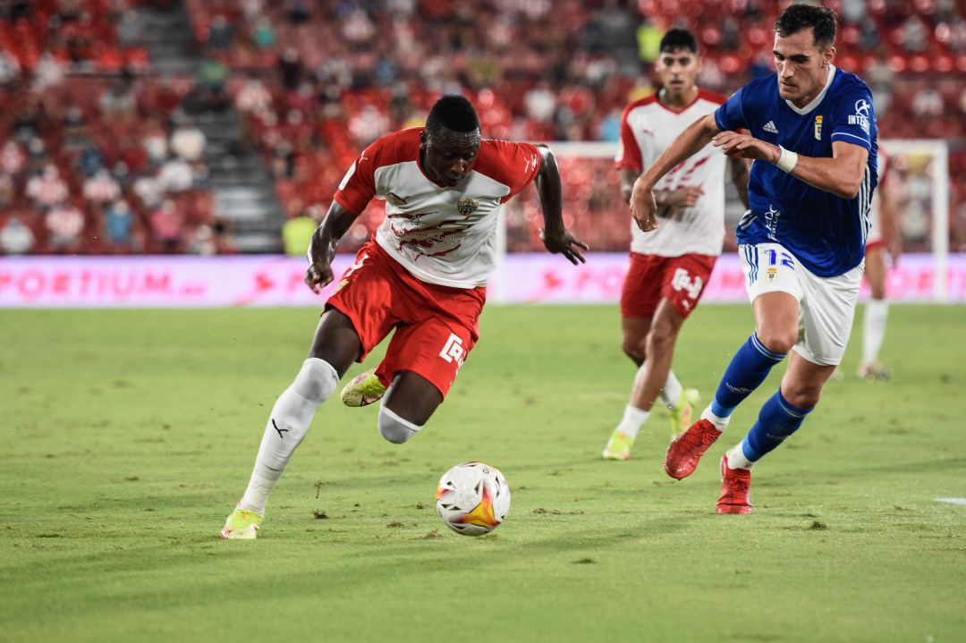 Umar Sadiq es la estrella del Almería. Umar Sadiq es la estrella del Almería.