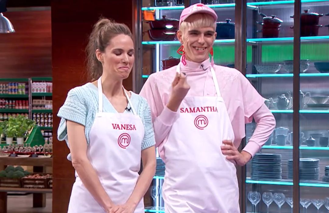 Samantha Hudson y Vanesa Romero en Masterchef. Samantha Hudson y Vanesa Romero en Masterchef.
