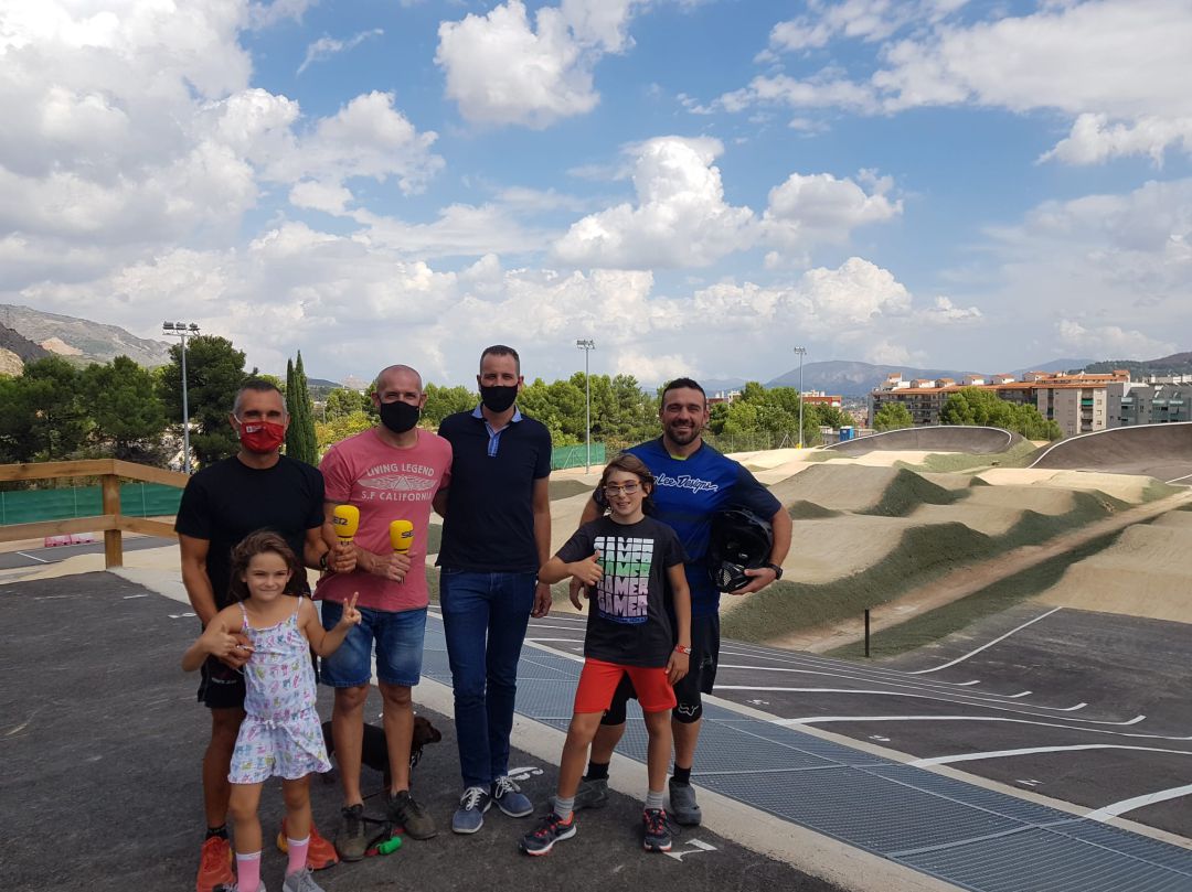 Programa Ser Deportivos realizado desde el circuito de municipal de BMX Alcoy Programa Ser Deportivos realizado desde el circuito de municipal de BMX Alcoy