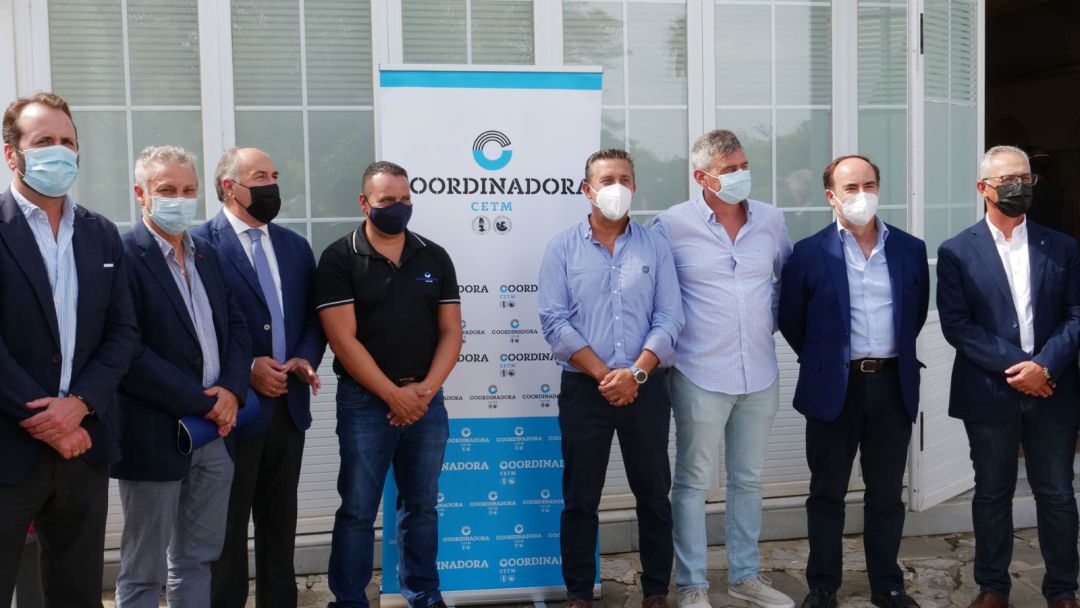 Autoridades, trabajadores y empresarios en el Congreso de Coordinadora Autoridades, trabajadores y empresarios en el Congreso de Coordinadora