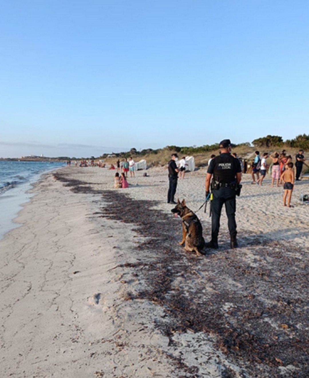 Control policial en las playas Control policial en las playas