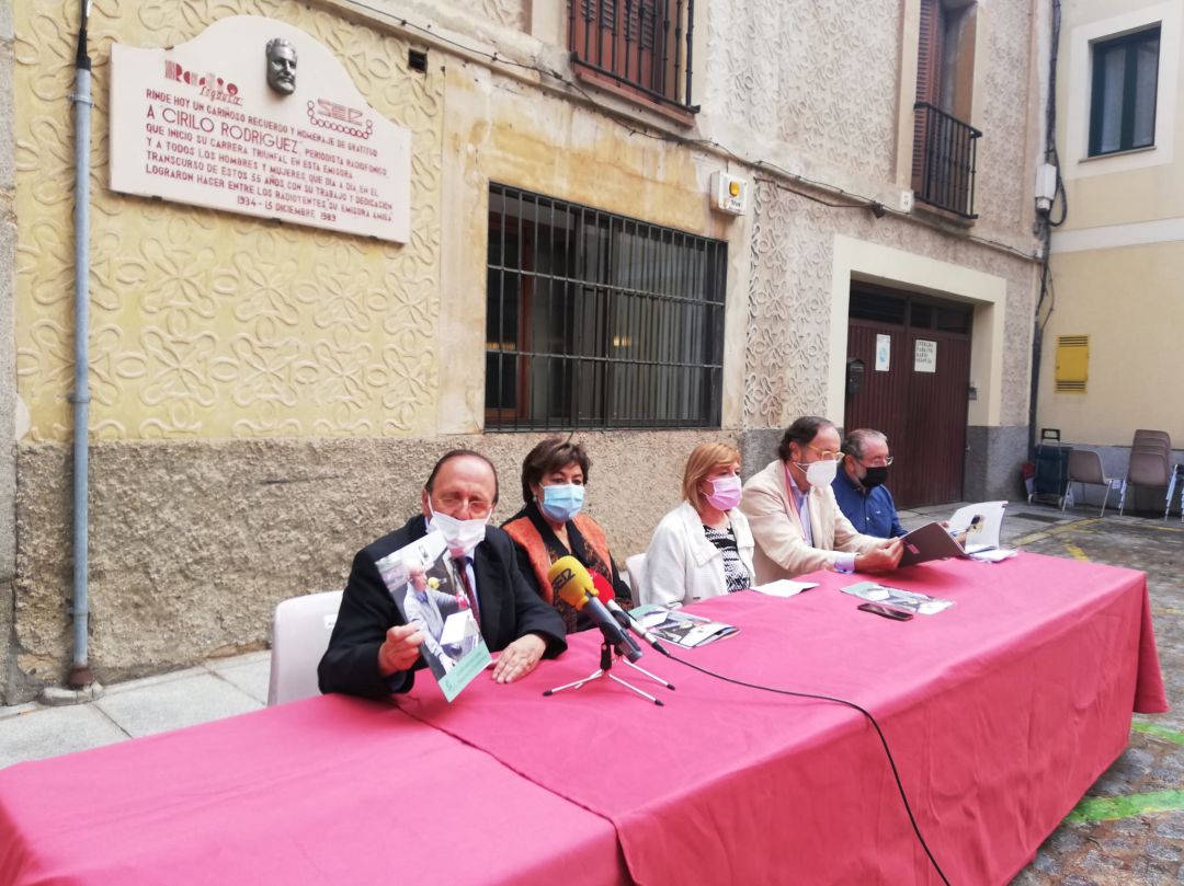 La Asociacion Plaza Mayor dedica el número 34 de su revista a Alfredo Matesanz La Asociacion Plaza Mayor dedica el número 34 de su revista a Alfredo Matesanz