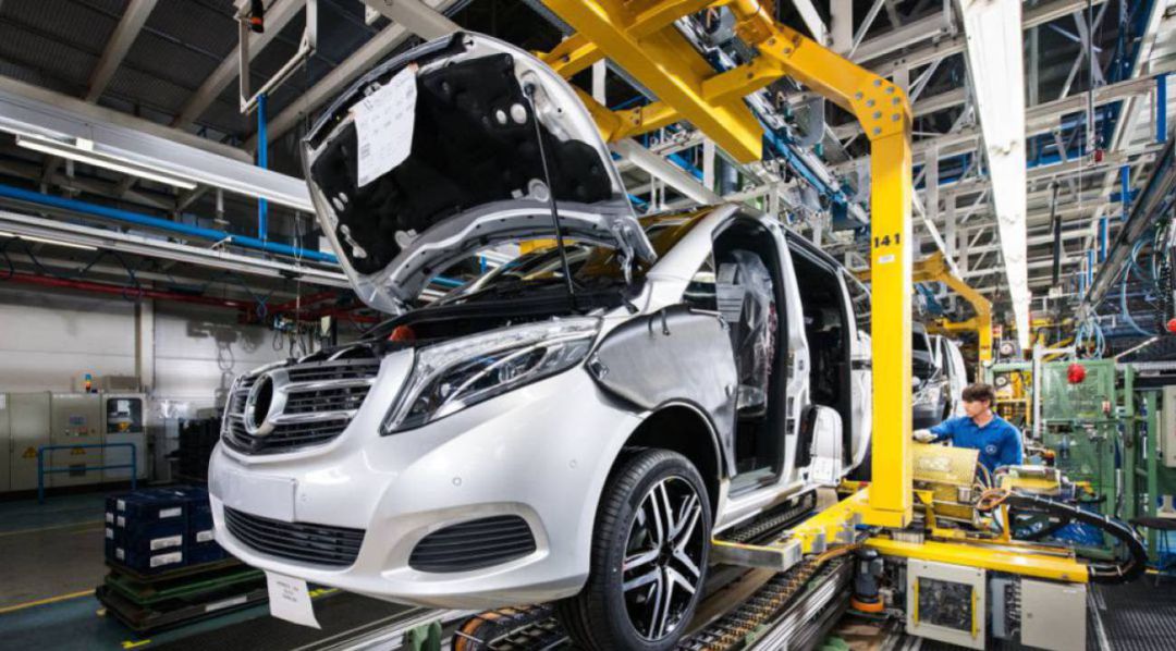 Mercedes reactiva su producción la próxima semana Mercedes reactiva su producción la próxima semana