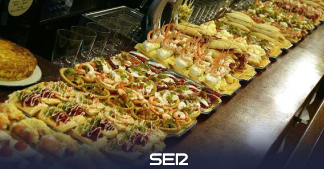 Los pintxos forman parte de la cultura vasca Los pintxos forman parte de la cultura vasca