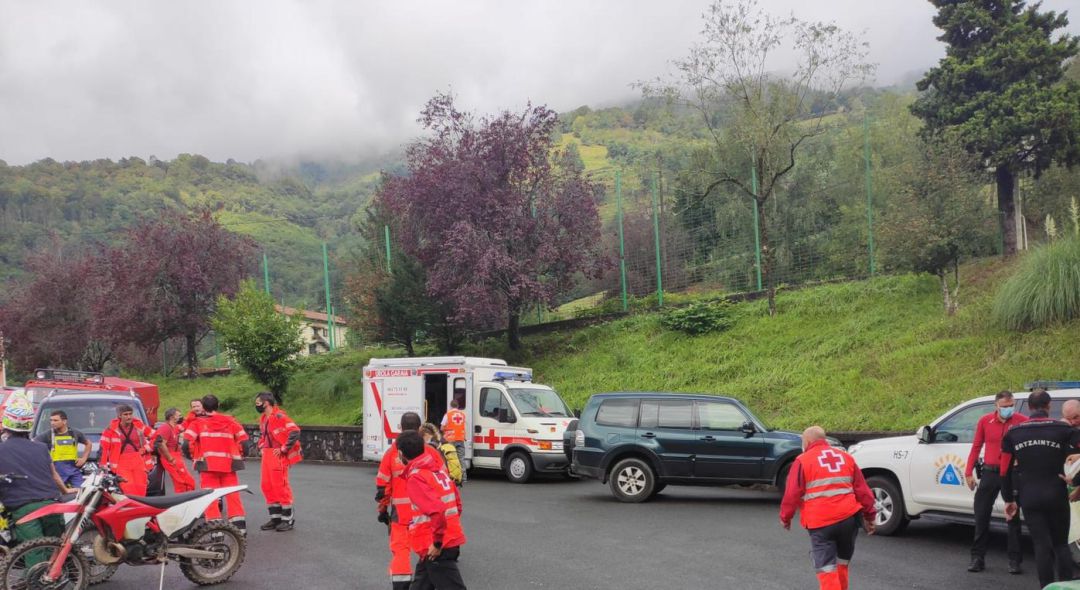 Operativo de búsqueda del motorista desaparecido en Berrobi Operativo de búsqueda del motorista desaparecido en Berrobi