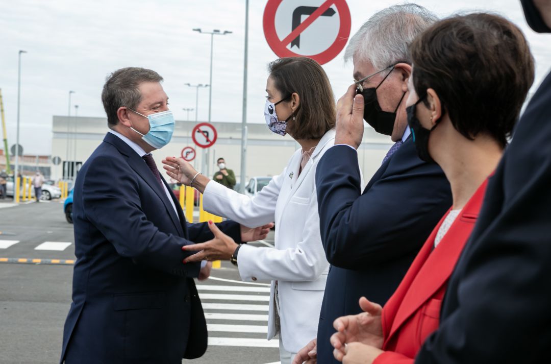 Al acto han acudido los máximos representantes de Amazon en España y entre las autoridades el presidente de la Junta Emiliano García-Page y la ministra de Industria, Turismo y Comercio Reyes Maroto Al acto han acudido los máximos representantes de Amazon en España y entre las autoridades el presidente de la Junta Emiliano García-Page y la ministra de Industria, Turismo y Comercio Reyes Maroto