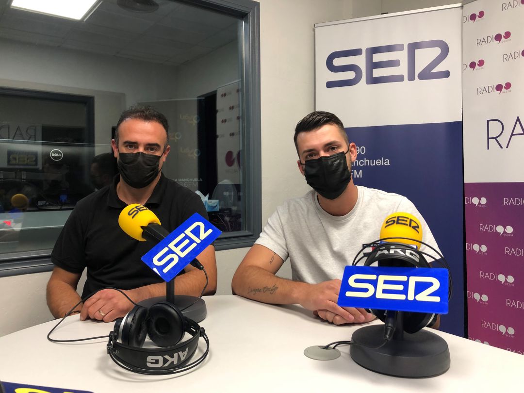 Sergio Martínez (izda) presidente Motilla CF e Ignacio Gómez-Lucas, concejal de Deportes Sergio Martínez (izda) presidente Motilla CF e Ignacio Gómez-Lucas, concejal de Deportes