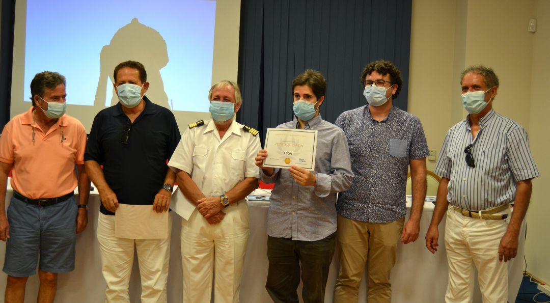 El primer premio con los organizadores y jurado. El primer premio con los organizadores y jurado.