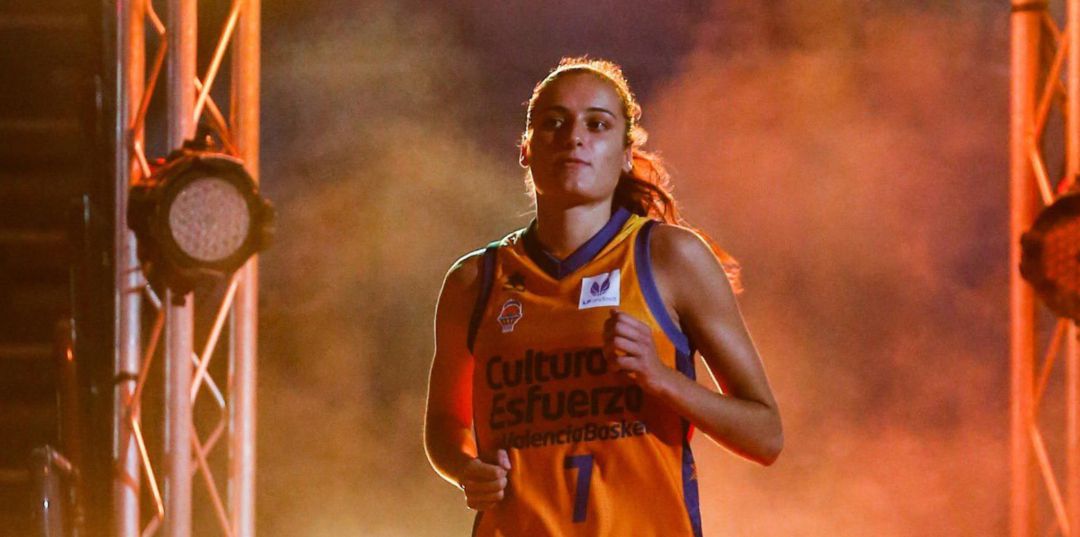 La Supercopa de España marca el regreso de Ángela Salvadores al baloncesto español La Supercopa de España marca el regreso de Ángela Salvadores al baloncesto español