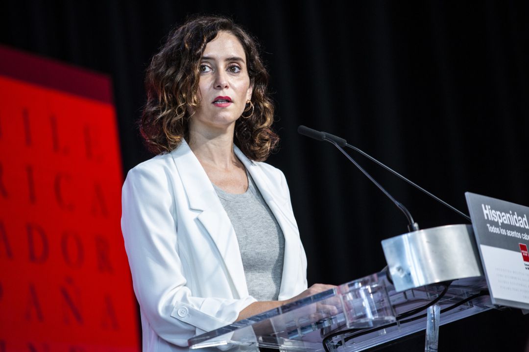 La presidenta de la Comunidad de Madrid, Isabel Díaz Ayuso, interviene durante la presentación de la Oficina del Español, en el Círculo de Bellas Artes, a 17 de septiembre de 2021, en Madrid (España). La presidenta de la Comunidad de Madrid, Isabel Díaz Ayuso, interviene durante la presentación de la Oficina del Español, en el Círculo de Bellas Artes, a 17 de septiembre de 2021, en Madrid (España).