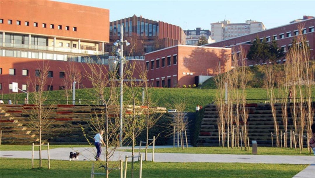 Universidad de Cantabria Universidad de Cantabria