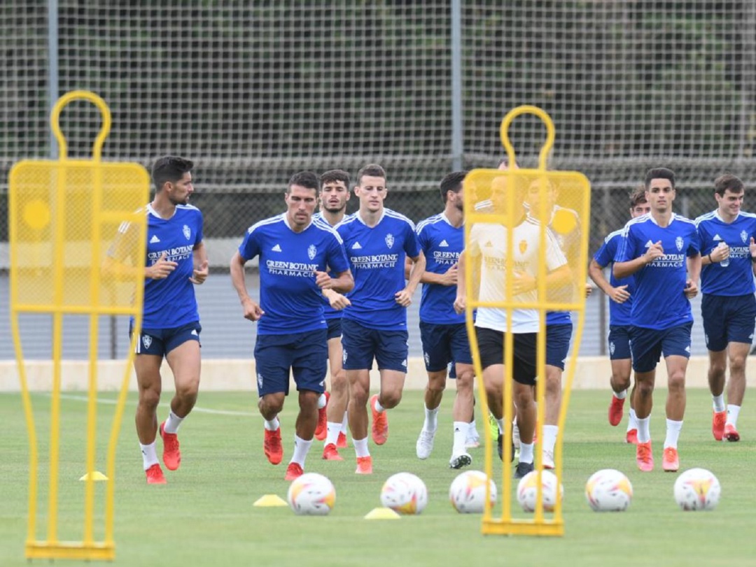 Los jugadores, durante un calentamiento en la Ciudad Deportiva Los jugadores, durante un calentamiento en la Ciudad Deportiva