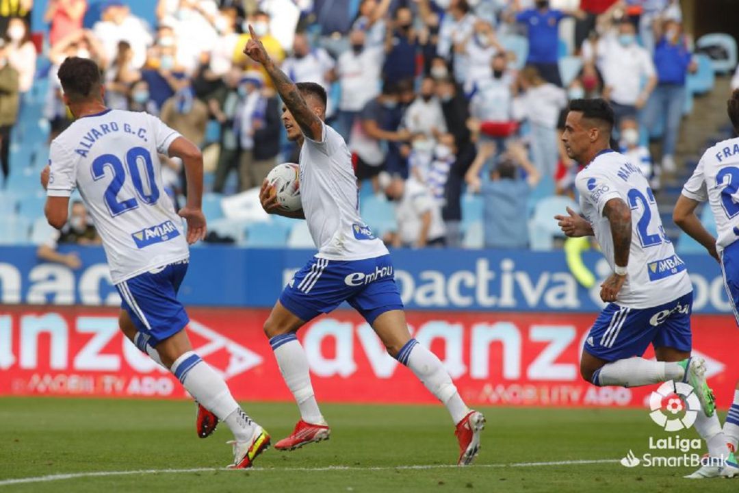 Narváez celebra su primer gol de la temporada Narváez celebra su primer gol de la temporada