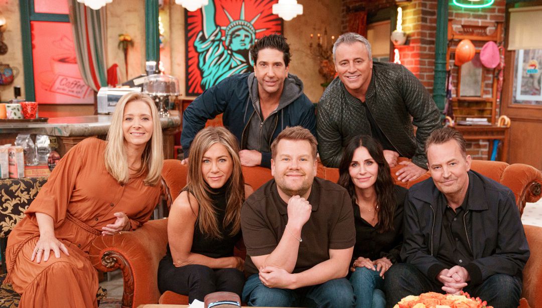 Jennifer Aniston recuerda el reencuentro de 'Friends' y admite que fue duro. Jennifer Aniston recuerda el reencuentro de 'Friends' y admite que fue duro.
