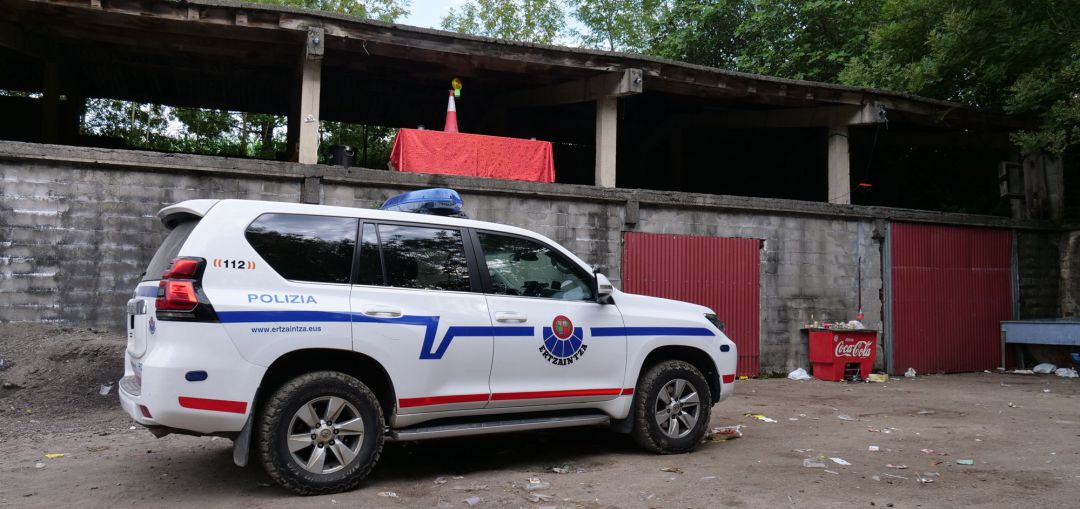 Patrulla de la Ertzaintza Patrulla de la Ertzaintza