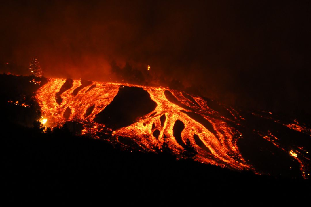 Ríos de lava y piroclastos en la zona de Cabeza de Vaca, en La Palma Ríos de lava y piroclastos en la zona de Cabeza de Vaca, en La Palma