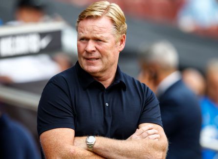 Ronald Koeman en el banquillo del FC Barcelona Ronald Koeman en el banquillo del FC Barcelona