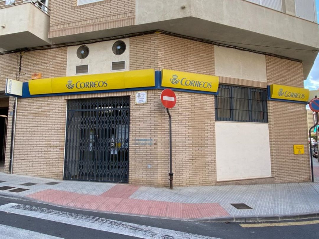 Exterior de la oficina de correos de Biar Exterior de la oficina de correos de Biar