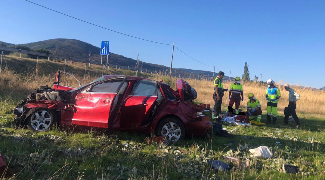 Accidente en la A-1 a la altura de Piñuecar Accidente en la A-1 a la altura de Piñuecar