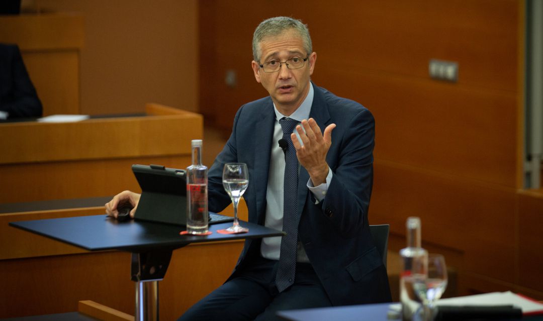 El gobernador del Banco de España, Pablo Hernández de Cos, durante una conferencia en el campus de Barcelona de IESE Business School el pasado viernes El gobernador del Banco de España, Pablo Hernández de Cos, durante una conferencia en el campus de Barcelona de IESE Business School el pasado viernes
