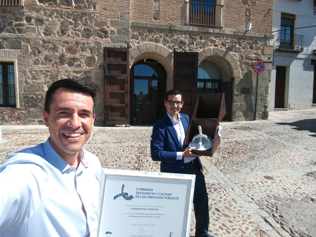 Carlos Gilabert, coordinador del proyecto y Juan Francisco Blesa, director del centro Carlos Gilabert, coordinador del proyecto y Juan Francisco Blesa, director del centro