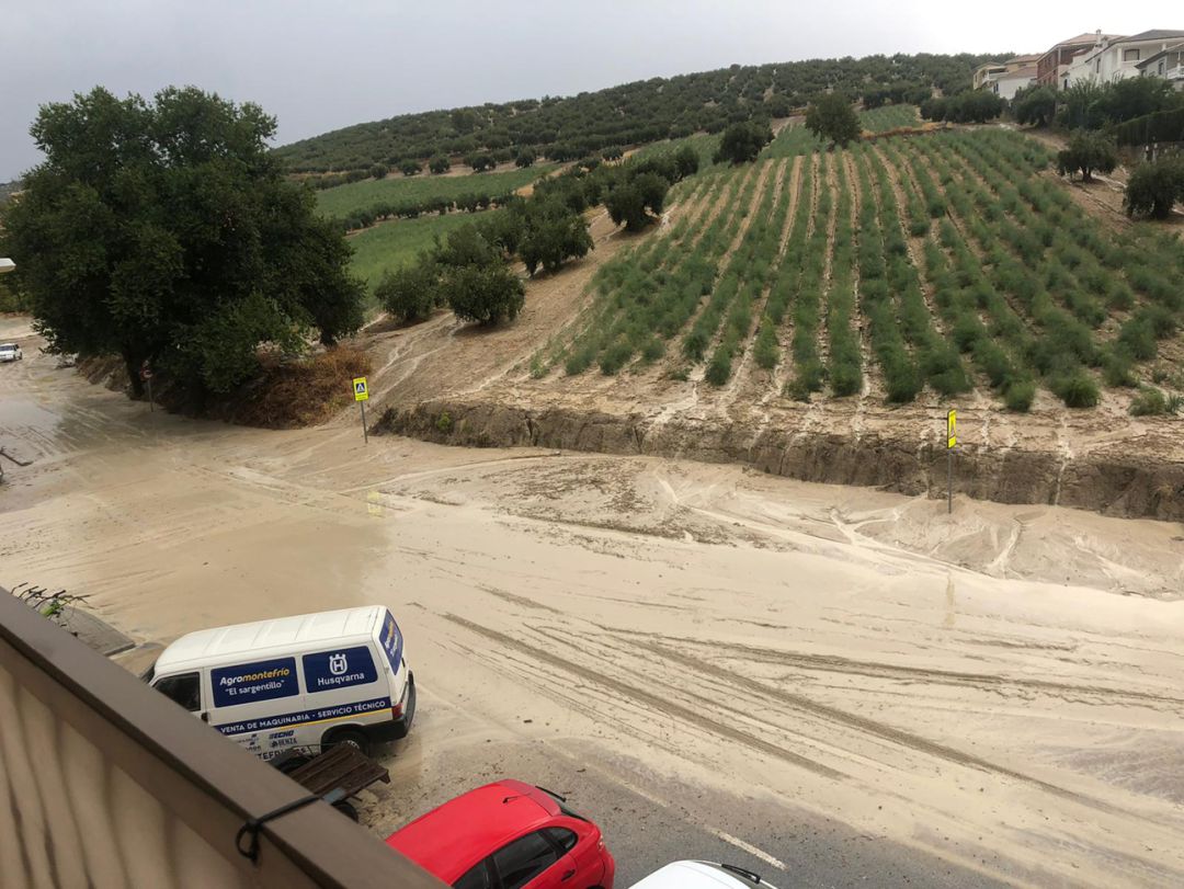 Consecuencias de la tromba de agua caída la tarde de este 21 de septiembre sobre Montefrío (Granada) Consecuencias de la tromba de agua caída la tarde de este 21 de septiembre sobre Montefrío (Granada)