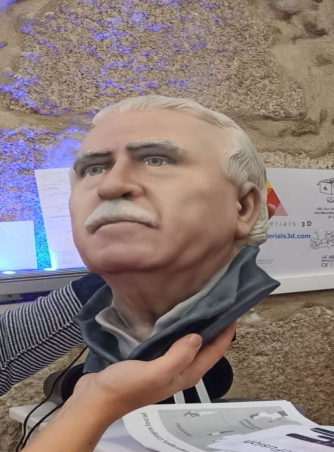 Busto de Paco Amoedo Busto de Paco Amoedo