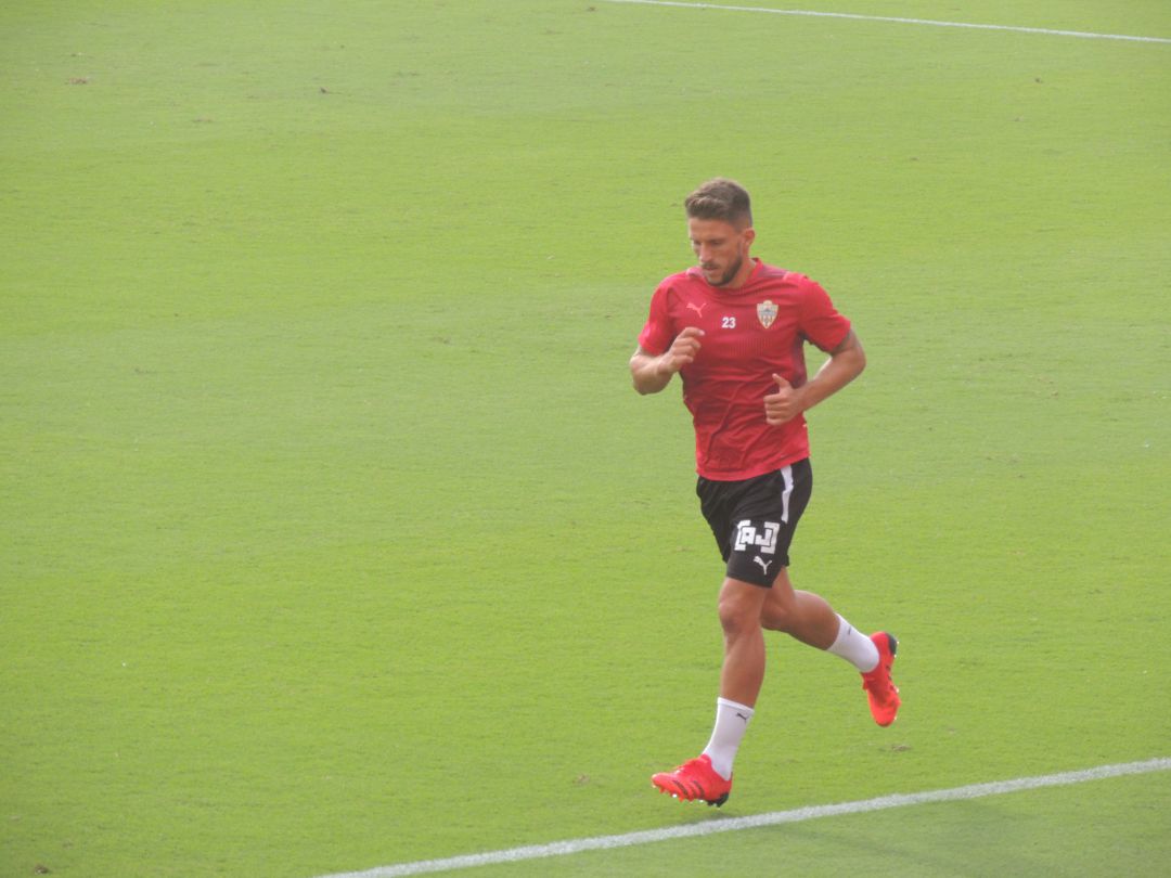Carriço en el entrenamiento del Almería. Carriço en el entrenamiento del Almería.