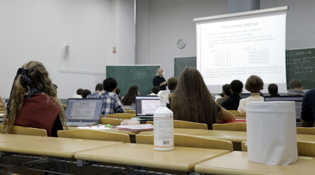 Universitarios en tiempo de pandemia
Universitarios en tiempo de pandemia