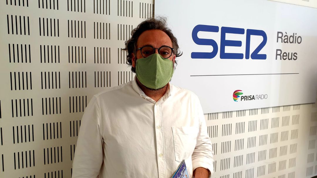 Daniel Recasens als estudis de Ràdio Reus Daniel Recasens als estudis de Ràdio Reus