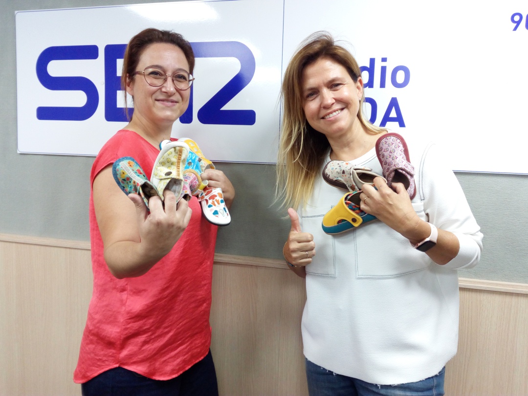 Teresa Rodríguez, acompañada de Esther Navarro, cofundadora de Genion Teresa Rodríguez, acompañada de Esther Navarro, cofundadora de Genion