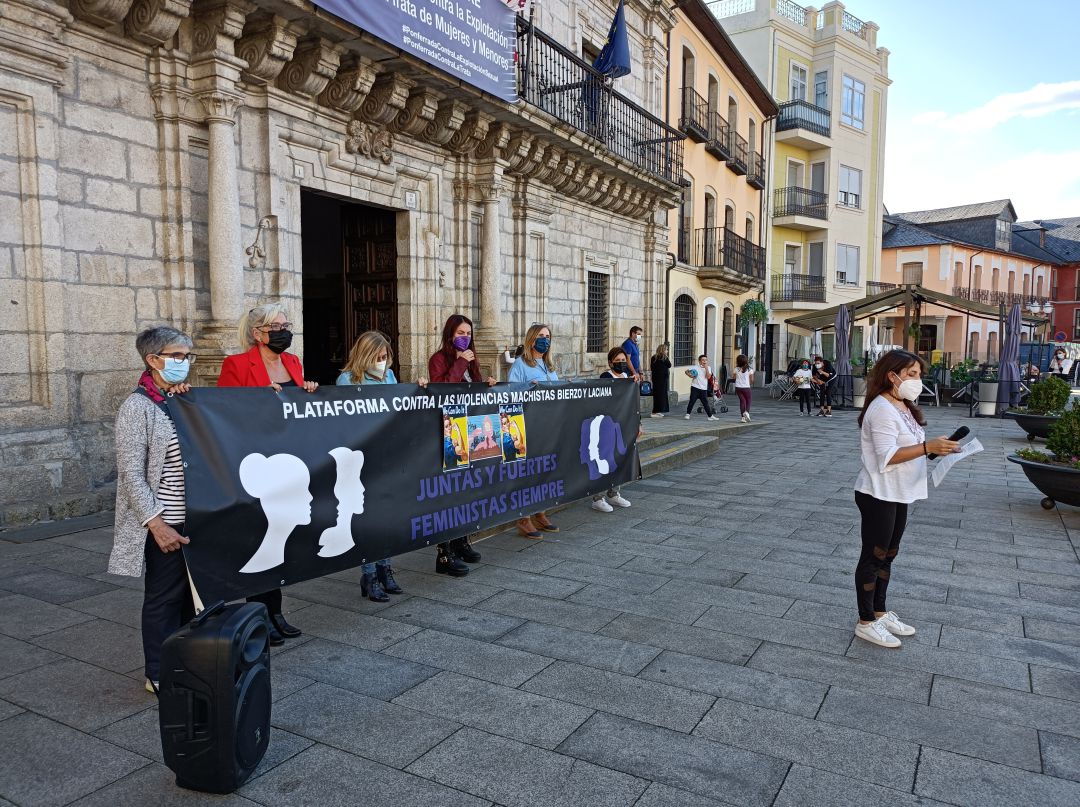 La concejala de Bienestar Social en la concentración contra la Explotación Sexual La concejala de Bienestar Social en la concentración contra la Explotación Sexual