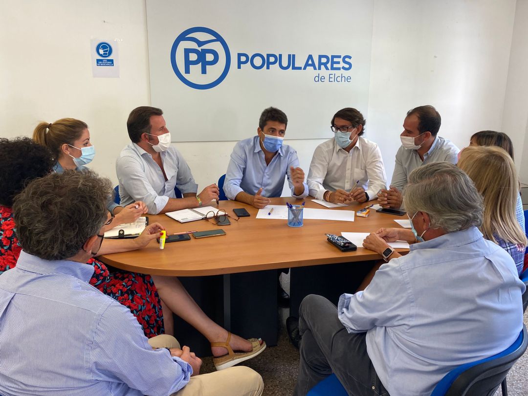 Carlos Mazón con el PP de Elche Carlos Mazón con el PP de Elche