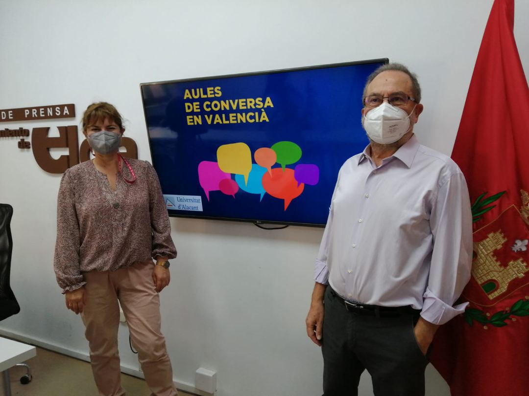 Les aules de conversa en valencià cumplen 10 años en Elda Les aules de conversa en valencià cumplen 10 años en Elda