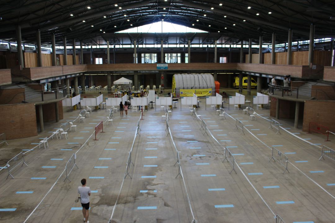 Punt de Vacunació del Palau Firal de Girona. Punt de Vacunació del Palau Firal de Girona.