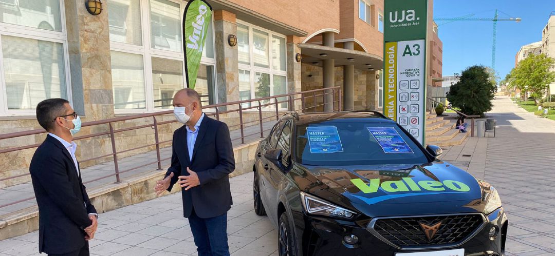 Presentación del nuevo Máster que impartirá la UJA con la colaboración de la empresa Valeo. Presentación del nuevo Máster que impartirá la UJA con la colaboración de la empresa Valeo.