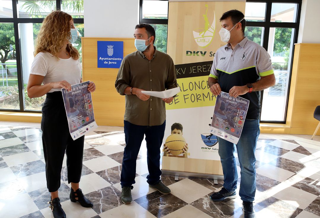 Presentado en el Ayuntamiento el torneo de Baloncesto Presentado en el Ayuntamiento el torneo de Baloncesto