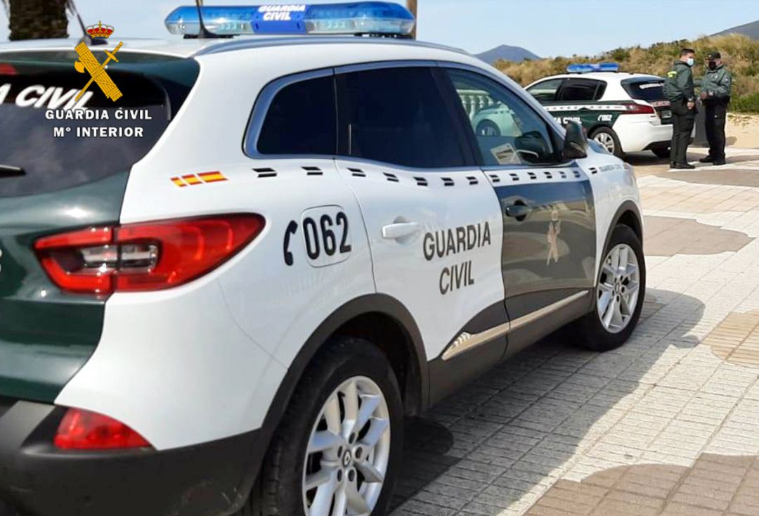 Patrulla de la Guardia Civil en una imagen de archivo. Patrulla de la Guardia Civil en una imagen de archivo.