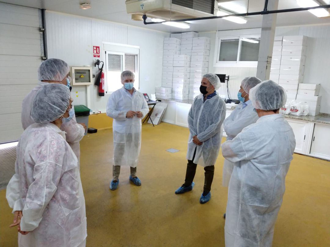 Visita a la empresa de productos cárnicos Torrefrío para atender a las necesidades formativas Visita a la empresa de productos cárnicos Torrefrío para atender a las necesidades formativas